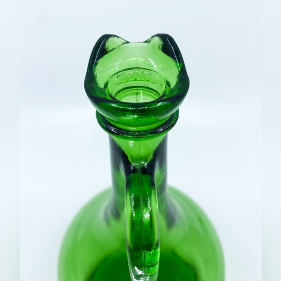 Vintage Thatcher Emerald Green Glass Jug Pitcher Decanter Vase • 11.5” Tall - Picture 10 of 10